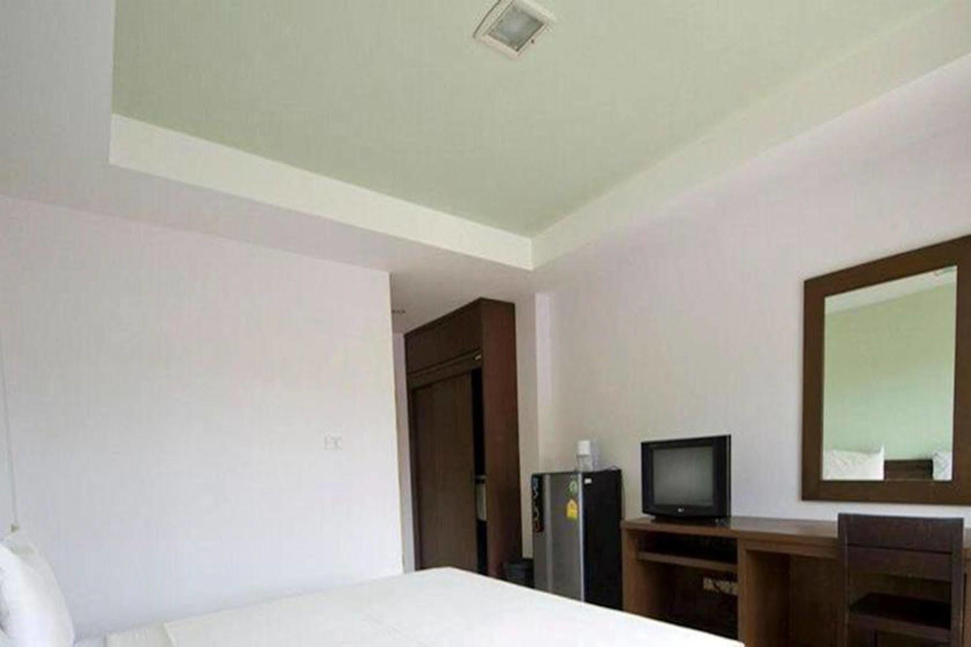 The Icon Apartment Hua Thanon  Exterior foto