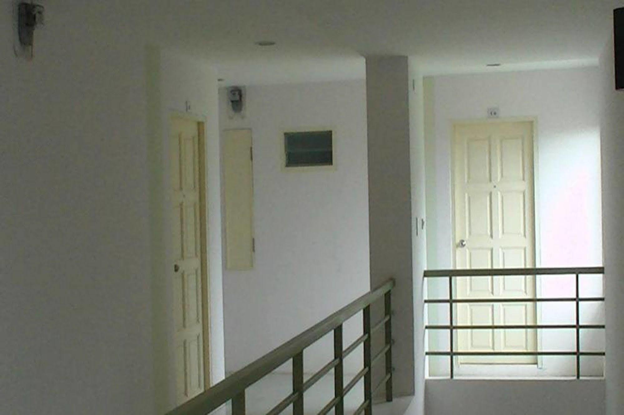 The Icon Apartment Hua Thanon  Exterior foto
